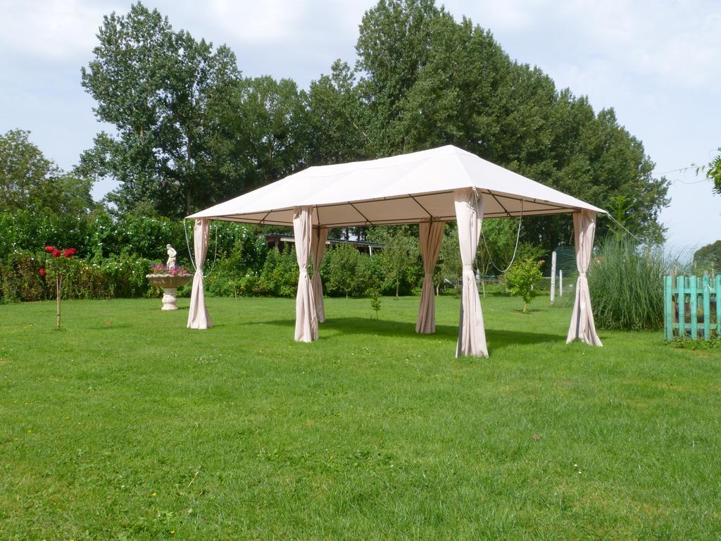 Tours-en-Vimeu Gite Et Relais Equestre De Marie מראה חיצוני תמונה