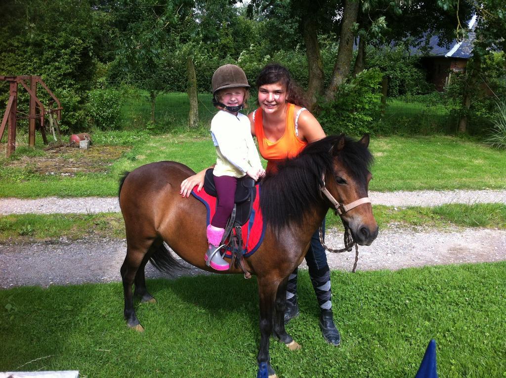 Tours-en-Vimeu Gite Et Relais Equestre De Marie מראה חיצוני תמונה