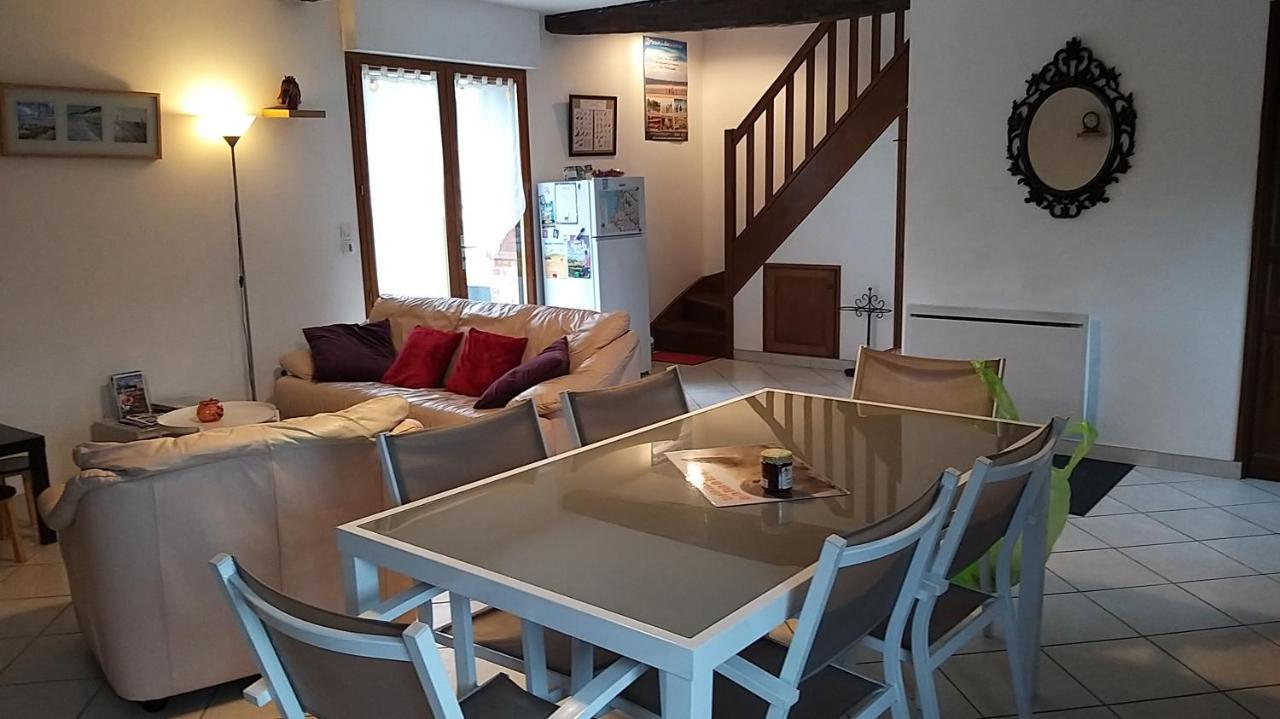 Tours-en-Vimeu Gite Et Relais Equestre De Marie מראה חיצוני תמונה